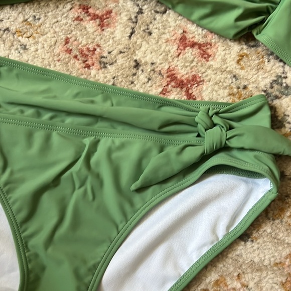 SHEIN Bikini Size L DD - Picture 9 of 10